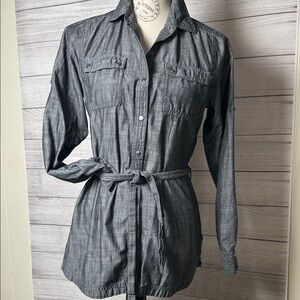 Columbia Gray Long Sleeve Button-Up Shirt with Belt Size Small